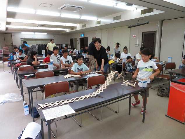 �R�u���E�B�[�u���y���ގQ����